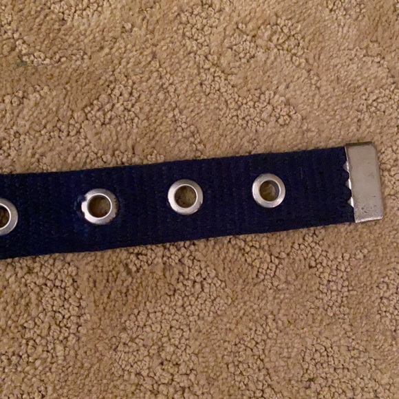 BELT - Picture 2 of 4